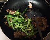材料3つ!簡単豚ニラ炒め作り方2写真