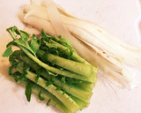 お箸休めに最高の大根の茎と皮のお漬け物♪作り方1写真