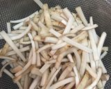 ごぼうのガーリック出汁醤油漬け♪作り方1写真