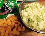 柿とキャベツの塩昆布サラダ(*´∀｀*)作り方1写真