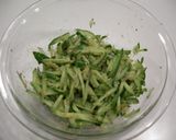 きゅうりだけ、たっぷりごま和え作り方2写真