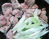 鶏ももとネギトロ～リ炒め作り方3写真