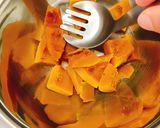ホエイを使ってしっとり南瓜たっぷり食パン作り方1写真