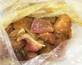 鮪とキノコのソテー カレー風味❁*+作り方1写真