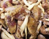 鮪とキノコのソテー カレー風味❁*+作り方3写真