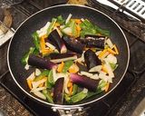 鶏ももの塩麹炒め作り方4写真