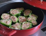 ストウブでピーマンの肉詰めトマト煮込み作り方1写真