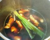 お箸でほどける！手羽元と大根の甘辛煮作り方3写真