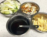 ねぎたっぷり♡ちくわと油揚げの甘辛炒め作り方1写真