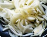 アツアツ牛すき豆腐煮込み♪作り方1写真