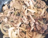 万能ダレ★皆んな大好きな味！牛玉焼き作り方3写真