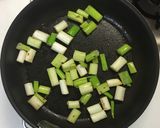 かんたん！牛肉と長ねぎのバターポン酢炒め作り方3写真
