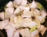 しょうゆ味♪鱈としゃぶしゃぶ肉の寄せ鍋☆作り方4写真
