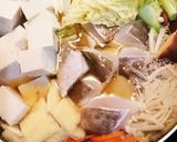 しょうゆ味♪鱈としゃぶしゃぶ肉の寄せ鍋☆作り方6写真