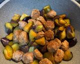 簡単&味濃い目！ナスと柔らか肉団子炒め作り方11写真
