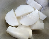 大根とこんにゃくのピリ辛炒め作り方1写真