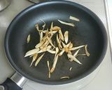 減塩　牛肉とごぼうの甘辛炒め作り方1写真