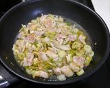 風邪予防！たっぷり葱と鶏肉の生姜炒め作り方4写真