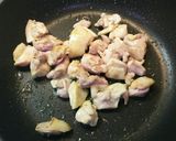 簡単！鶏肉とインゲンのバター醤油炒め☆作り方1写真