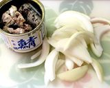 簡単☆ダシダで韓国風☆さば缶わかめスープ作り方1写真