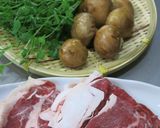 牛肉と豆苗とマッシュルームの炒め物作り方1写真