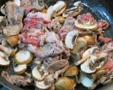 牛肉と豆苗とマッシュルームの炒め物作り方3写真