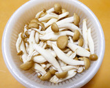 味付けは白だしのみ！しめじと白菜の煮物作り方1写真