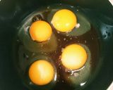 お鍋1つで♪簡単そぼろ丼☆作り方1写真