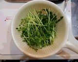 簡単！安い！美味しい～豆苗きのこ炒め作り方1写真