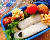 【キャラ弁】新幹線オニギリとケチャ唐揚げ作り方9写真