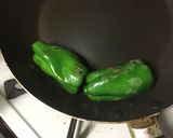 ピーマンの丸ごとチーズ焼き作り方1写真