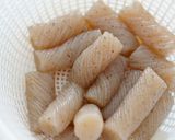 ごぼうと蒟蒻のごま味噌和え作り方2写真