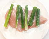レンジのみで簡単に♪蒸し鶏の胡麻マヨ★作り方3写真