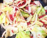 簡単で美味しい♪キャベツのコンビーフ炒め作り方3写真