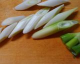 簡単！白菜と長ネギとマグロの味噌煮込み♡作り方1写真