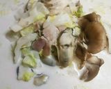 牡蠣と舞茸と白菜とベーコンDEミルク煮♪作り方8写真
