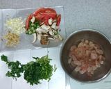 パクチー(香菜)入りトマト卵の中華スープ作り方1写真