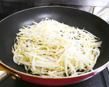 もやしであと一品！自家製★焼肉のたれ炒め作り方3写真