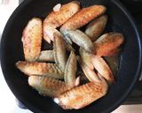 繰り返し食べたくなる♡手羽先の甘辛煮♩作り方4写真