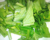 めんつゆで簡単☆かぶの葉と油あげの炒め煮作り方3写真