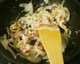 m簡単！きのこと豚の味噌クリームパスタ作り方2写真