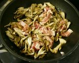 m豚と舞茸の濃厚ニンニク醤油炒め作り方1写真