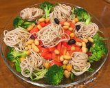 蕎麦好きにはたまらない蕎麦サラダ作り方4写真