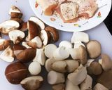 ダシダで鶏肉ときのこのぎゅうぎゅう焼き作り方1写真