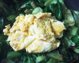 ☆簡単 チンゲン菜と玉子の中華炒め☆作り方5写真