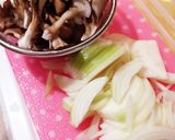 6分で簡単♡香りただよう舞茸牛丼作り方1写真
