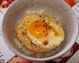 忙しい時に助かる絶品目玉焼き丼作り方5写真