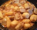 里いもと鶏ひき肉のにんにくあんかけ作り方4写真