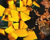 こっくり☆骨付き鶏もも肉の南瓜スープ作り方8写真