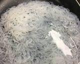 白滝で満腹サラダ作り方1写真